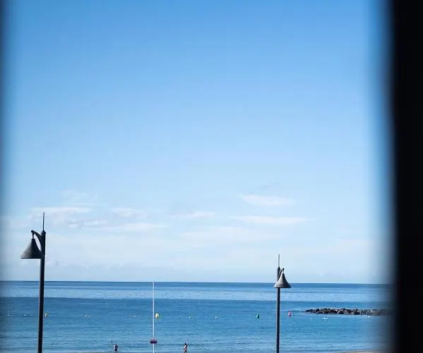 La Nina - Ocean View